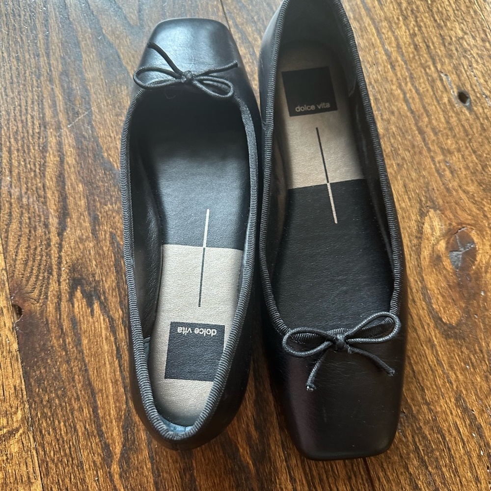 Dolci Vita Ballet Flats
